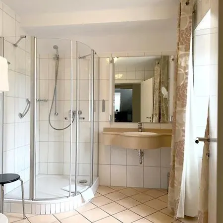 酒店 Zum Simonbraeu 比特堡