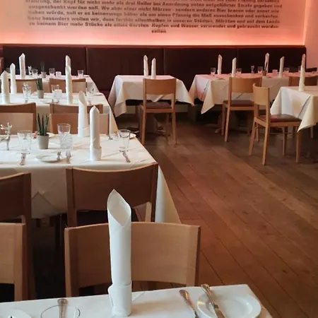 酒店 Zum Simonbraeu *